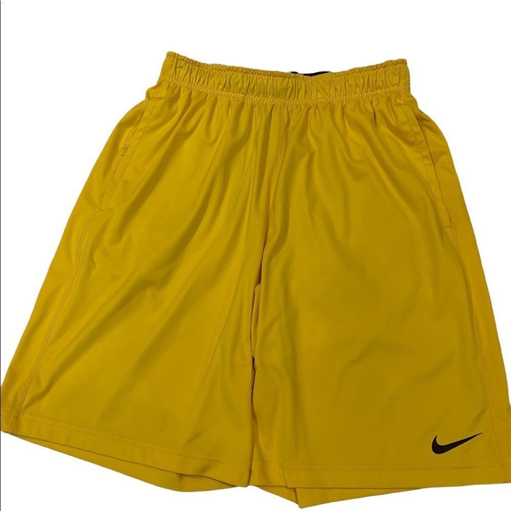 Nike Dri-fit Livestrong Basketball Athletic Shorts‎ M